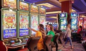 rprr55 slot klasik tiga gulungan sederhana cocok untuk pemula